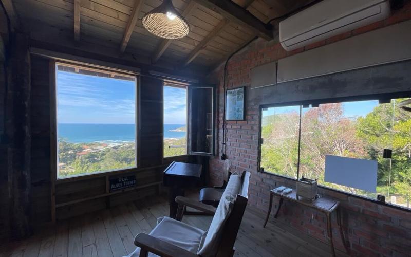 Casa com vista incrível no Rosa
