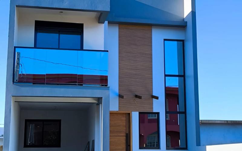 Sobrado a venda em Garopaba 790mil